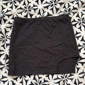 G.I.L.I. Elegant Black Skirt